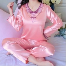 ເຄື່ອງນຸ່ງຢູ່ເຮືອນແບບແຂນຍາວແບບຄລາສສິກ · ສົບບັນລຸ